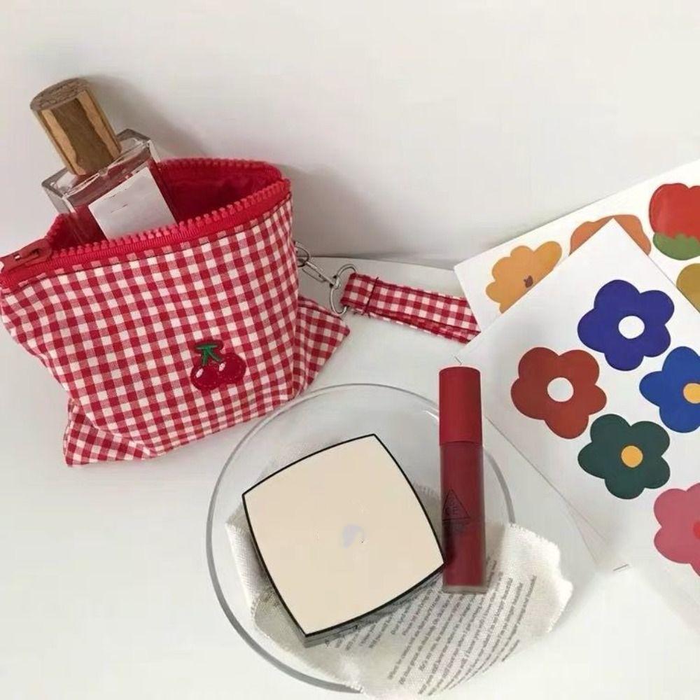 Korean Style Cherry Cosmetic Bag Toiletry Organizer Canvas Coin Purse Plaid Makeup Bags Women червоний
Korean Style Cherry Cosmetic Bag Toiletry Organizer Canvas Coin Purse Plaid Makeup Bags Women червоний