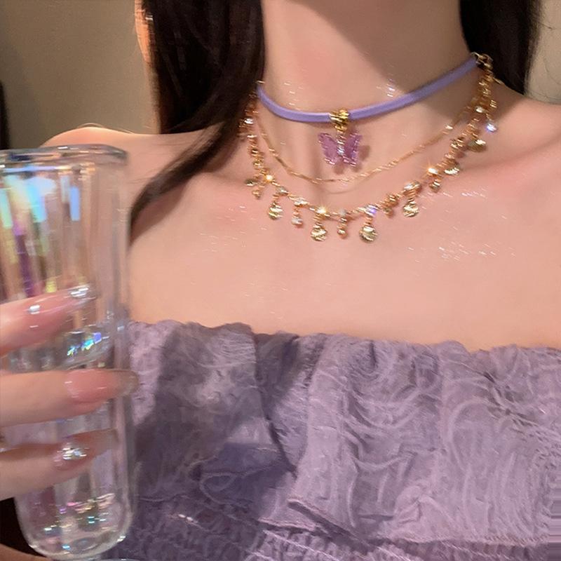 Leather diamond-encrusted butterfly fringed pendant necklace atmosphere temperament collarbone chain versatile light luxury niche jewelry
Leather diamond-encrusted butterfly fringed pendant necklace atmosphere temperament collarbone chain versatile light luxury niche jewelry