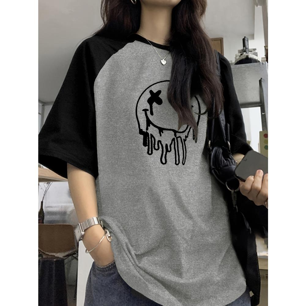 Women s Fashion Casual Minimalist Graffiti Smiley Color-blocked Raglan Sleeve Crew Neck Short Sleeve T-shirt 5XL
Women s Fashion Casual Minimalist Graffiti Smiley Color-blocked Raglan Sleeve Crew Neck Short Sleeve T-shirt 5XL