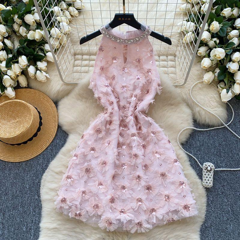 Women s Korean-Style Dress with Golden Atmosphere Heavy Embroidery Sequins Flower Sleeveless Halter Waist A- line Skirt Dress Pink L
Women s Korean-Style Dress with Golden Atmosphere Heavy Embroidery Sequins Flower Sleeveless Halter Waist A- line Skirt Dress Pink L