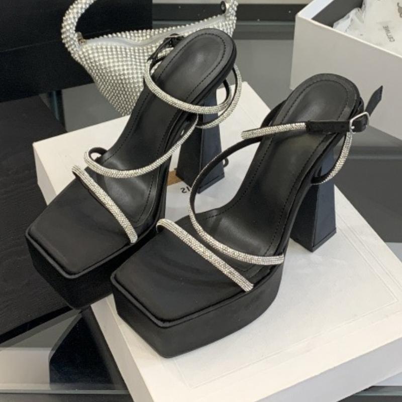 Super High Heel Platform Sandals Women Luxury Rhinestone Narrow Band Plus Size High Heel Sandals Bling Sexy Banquet Dress Shoes 42 чорний
Super High Heel Platform Sandals Women Luxury Rhinestone Narrow Band Plus Size High Heel Sandals Bling Sexy Banquet Dress Shoes 42 чорний