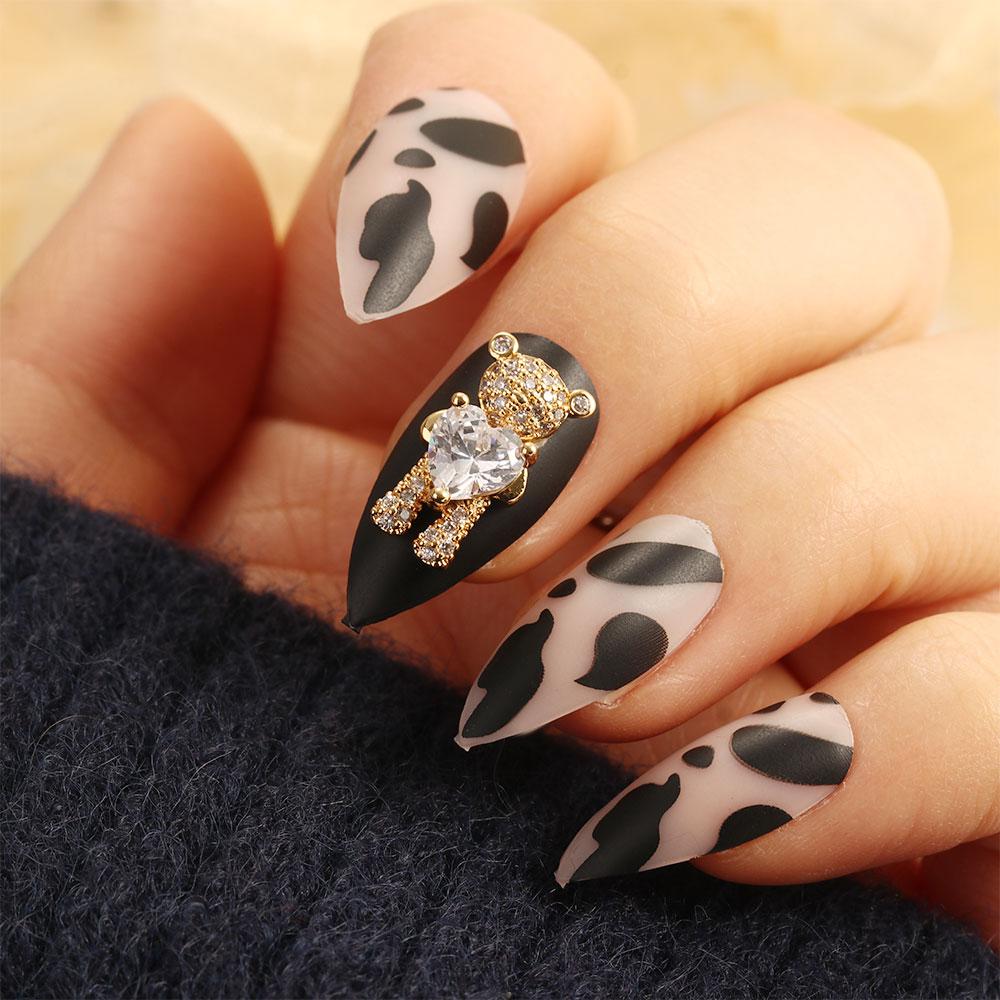 Manicure Design Nail Jewelry 3D Nail Rhinestones DIY Nail Art Decorations Bear Beating Heart
Manicure Design Nail Jewelry 3D Nail Rhinestones DIY Nail Art Decorations Bear Beating Heart