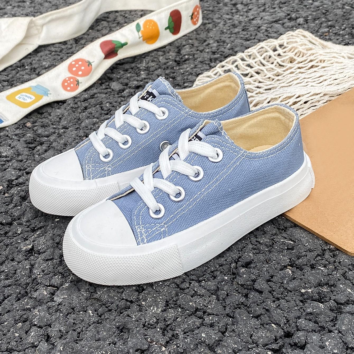 5058Fashionable Spring and Autumn Breathable Children s Canvas Shoes Soft Sole Boys and Girls Shoes Versatile Children s Cloth 20 небо синє кольору
5058Fashionable Spring and Autumn Breathable Children s Canvas Shoes Soft Sole Boys and Girls Shoes Versatile Children s Cloth 20 небо синє кольору
