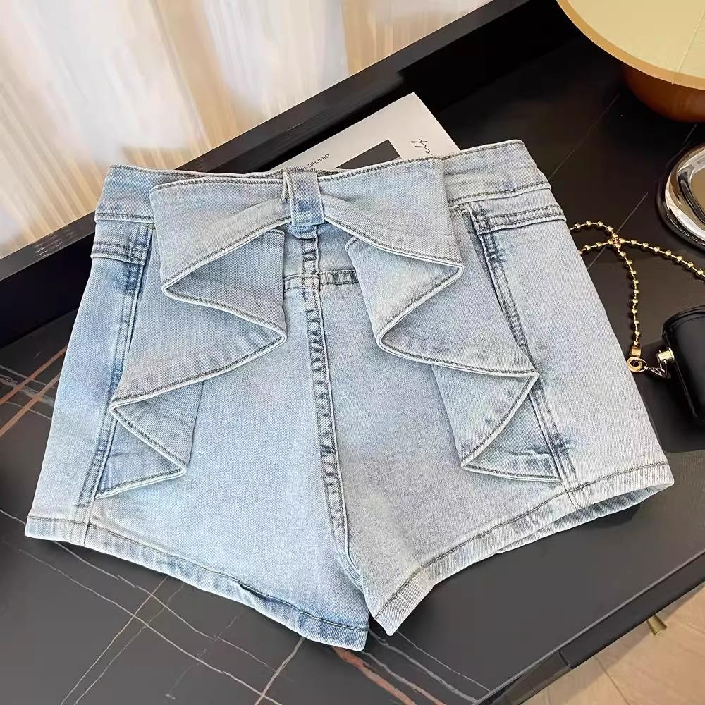 Yifei Style 3D Bow Denim High Waist Shorts - Women s Spring/Summer Slimming Elastic Hot Pants Extra Large (XL)
Yifei Style 3D Bow Denim High Waist Shorts - Women s Spring/Summer Slimming Elastic Hot Pants Extra Large (XL)