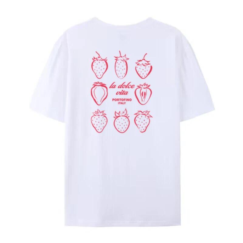 Cute Strawberry Back Print T Shirt Women Oversized Y2k Aesthetic Tops Retro Streetwear Graphic Tees Summer Italian Fruit Shirt S
Cute Strawberry Back Print T Shirt Women Oversized Y2k Aesthetic Tops Retro Streetwear Graphic Tees Summer Italian Fruit Shirt S