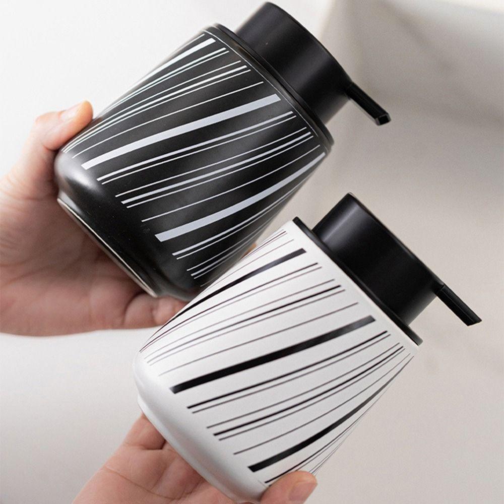 Керамический дозатор мыльной пены с линейным узором, контейнер для геля для дезинфекции рук для дома синий
Керамический дозатор мыльной пены с линейным узором, контейнер для геля для дезинфекции рук для дома синий