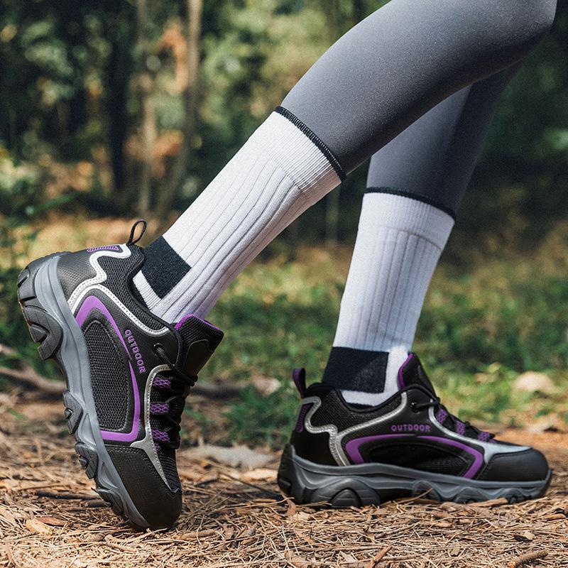 2025 new spring and autumn lightweight soft sole comfortable breathable couple casual men s and women s sports hiking shoes 42 фіолетовий
2025 new spring and autumn lightweight soft sole comfortable breathable couple casual men s and women s sports hiking shoes 42 фіолетовий