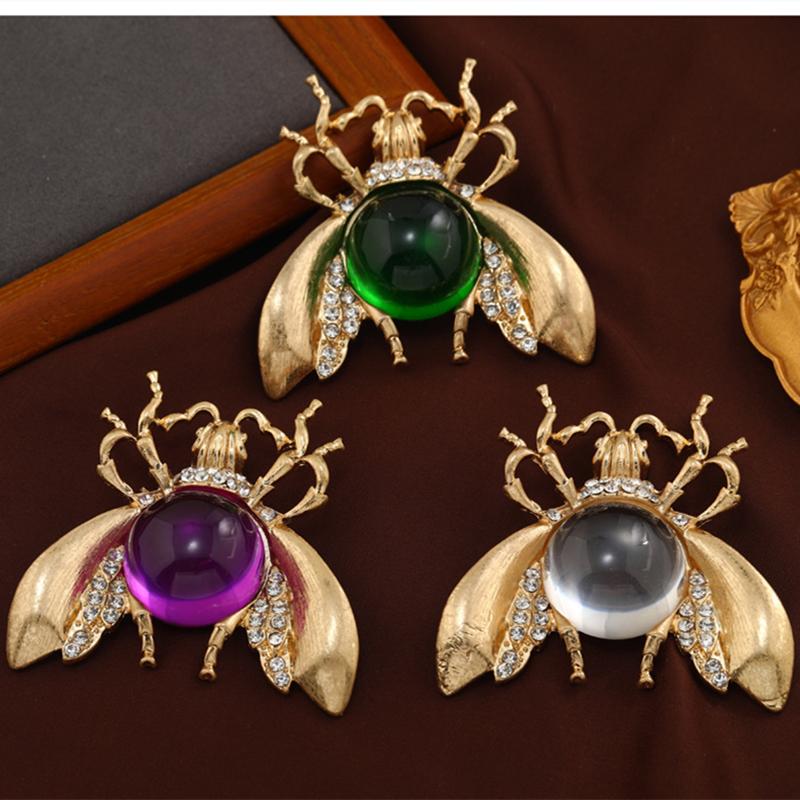 Women Girls Classic Transparent Jelly Belly Cicada Brooches Pins Vintage Creative Insect Series Badges Buckle For Lady
Women Girls Classic Transparent Jelly Belly Cicada Brooches Pins Vintage Creative Insect Series Badges Buckle For Lady