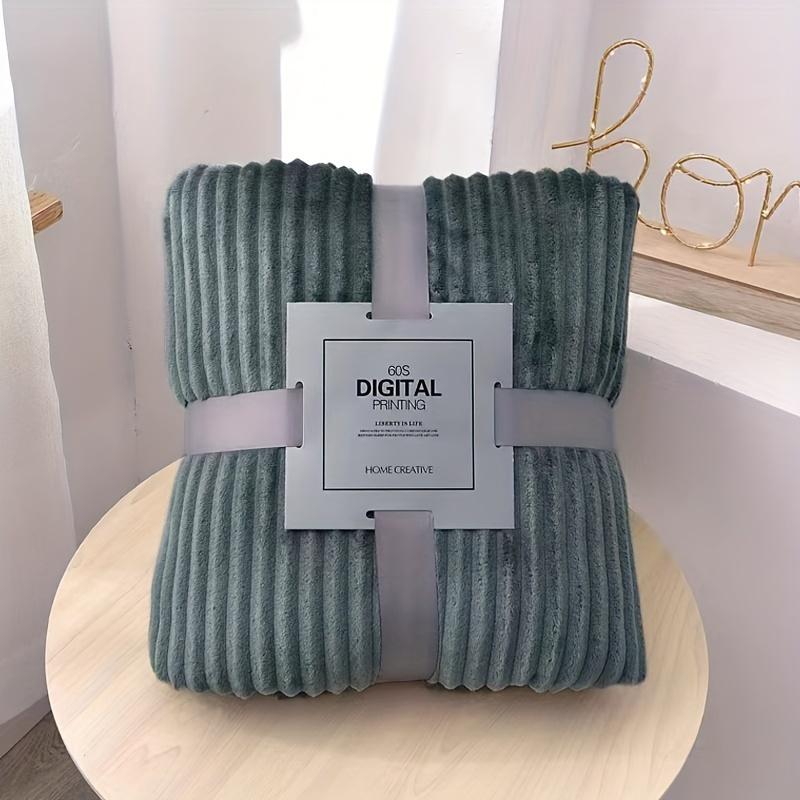 Ultra-Soft Fleece Throw - Lightweight & Cozy Plush Blanket for All Seasons, Perfect for Sofa and Travel. зелёный
Ultra-Soft Fleece Throw - Lightweight & Cozy Plush Blanket for All Seasons, Perfect for Sofa and Travel. зелёный