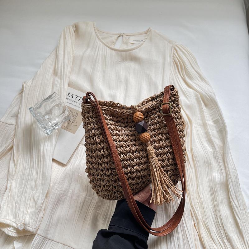 Spring New Woven Large Capacity Crossbody Bags Fashiable and Versatile Shoulder Bags for Women Simple Beach Bag Vacati
Spring New Woven Large Capacity Crossbody Bags Fashiable and Versatile Shoulder Bags for Women Simple Beach Bag Vacati