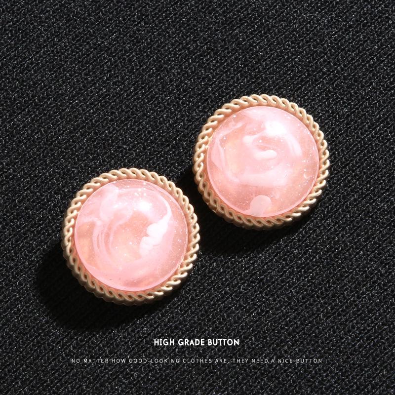 Pink Pearl Buttons Clothes Coat Woolen Jacket Cashmere Buttons Round Sweater Chiffon Shirt Suit Buttons 17mm gold + powder
Pink Pearl Buttons Clothes Coat Woolen Jacket Cashmere Buttons Round Sweater Chiffon Shirt Suit Buttons 17mm gold + powder