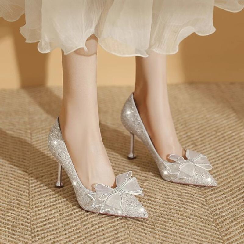 2026 New Shiny Bow Crystal Wedding Shoes Fairy Style Pointed Toe Shallow Mouth Stiletto Single Shoes 40 срібний
2026 New Shiny Bow Crystal Wedding Shoes Fairy Style Pointed Toe Shallow Mouth Stiletto Single Shoes 40 срібний