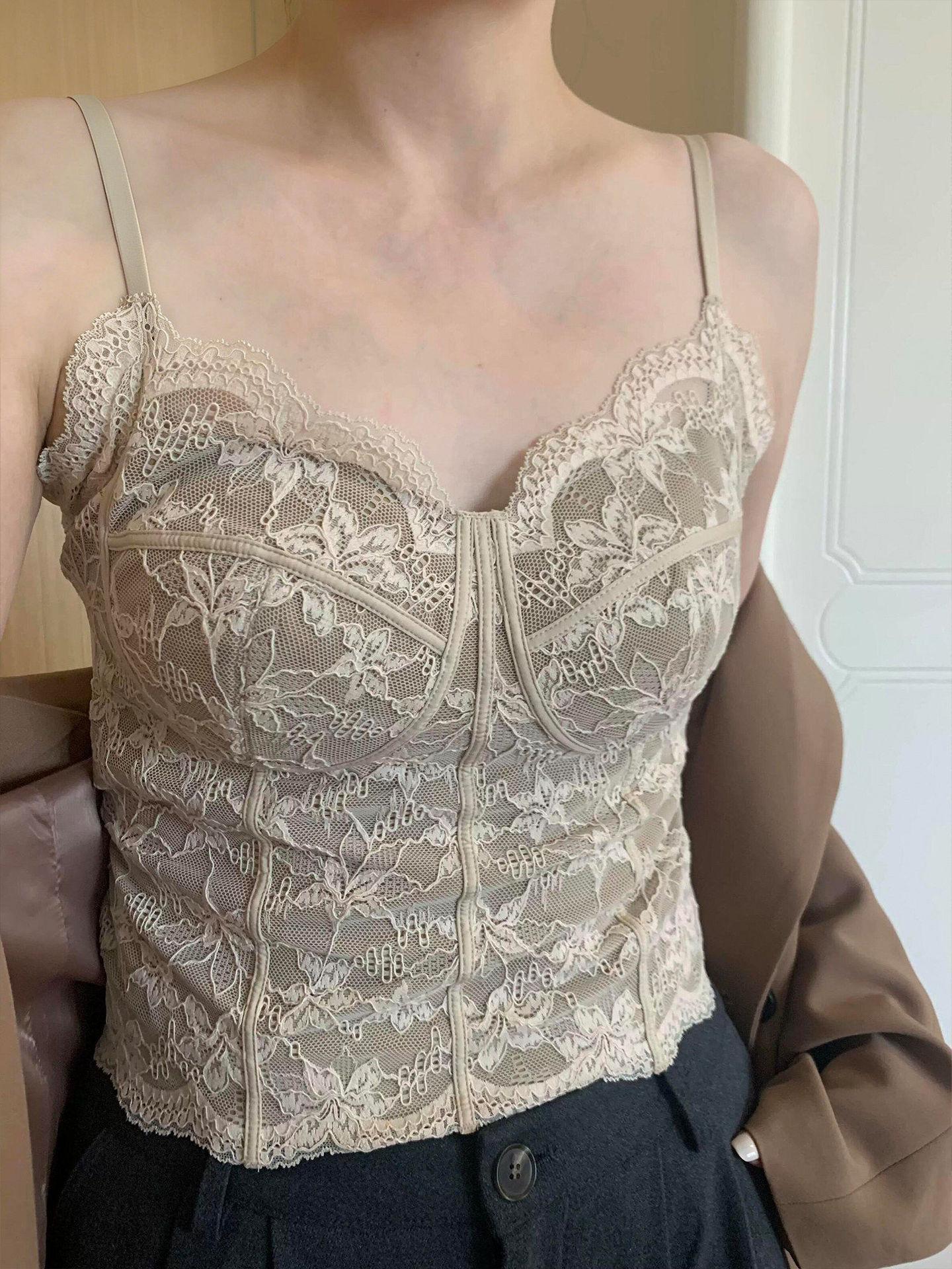 Pure lace, warm and polished sling vest, no bra, slim and thin, with a bottom top inside. m (45-55kg)
Pure lace, warm and polished sling vest, no bra, slim and thin, with a bottom top inside. m (45-55kg)