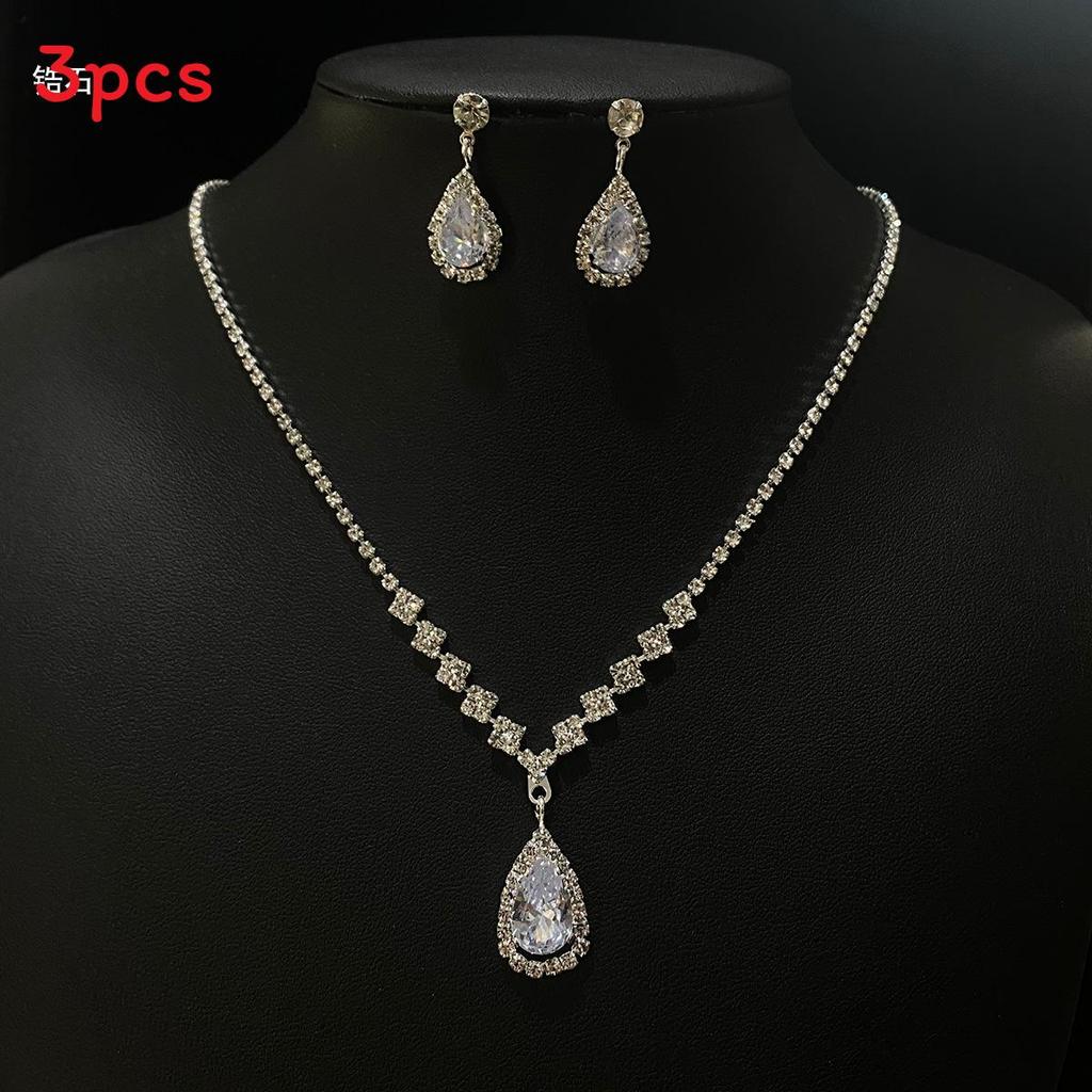 Water Drop Bridal Necklace And Earrings Set With Cubic Zirconia For Wedding Ceremony серебряный
Water Drop Bridal Necklace And Earrings Set With Cubic Zirconia For Wedding Ceremony серебряный