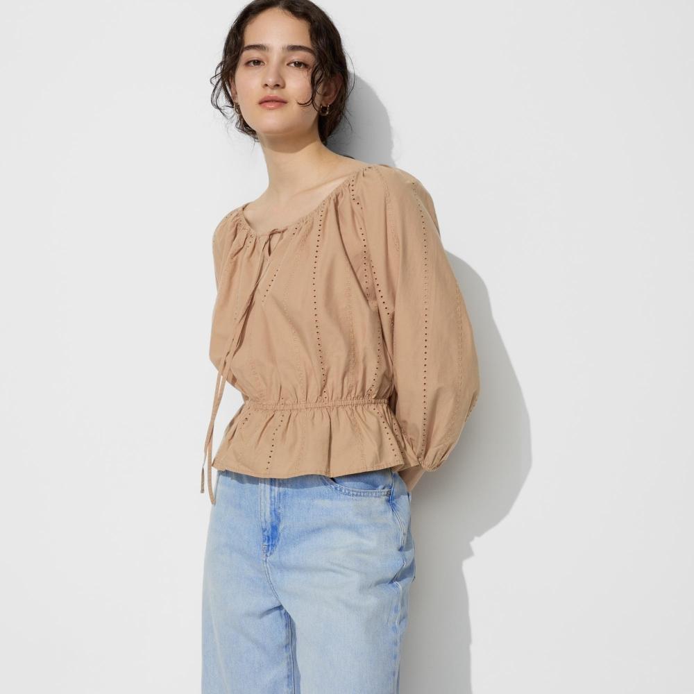 Блузка с вышивкой UNIQLO JAPAN 3 с 4 рукавами
Блузка с вышивкой UNIQLO JAPAN 3 с 4 рукавами