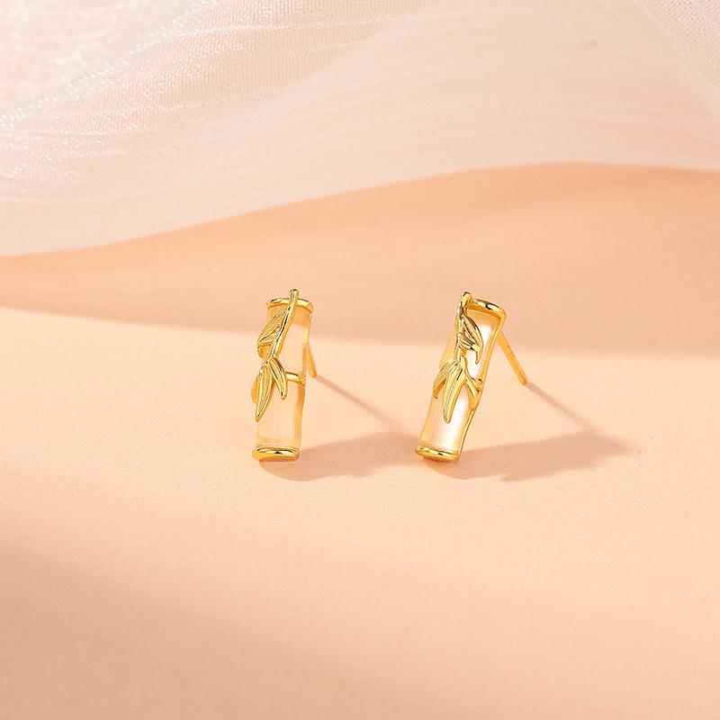 Серьги из бамбука и белого халцедона в китайском стиле для женщин Новые серьги в китайском стиле с темперой Новые серьги
Серьги из бамбука и белого халцедона в китайском стиле для женщин Новые серьги в китайском стиле с темперой Новые серьги