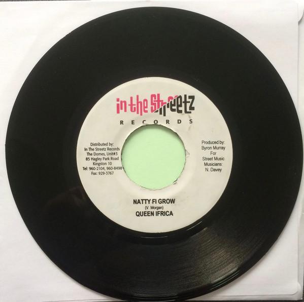 7inch Record QUEEN IFRICA / CHRISINTI - Natty Fi Grow / All That I Want To NONE In The Streetz 2004 Jamaica Reggae, Ska & Dub Used
7inch Record QUEEN IFRICA / CHRISINTI - Natty Fi Grow / All That I Want To NONE In The Streetz 2004 Jamaica Reggae, Ska & Dub Used