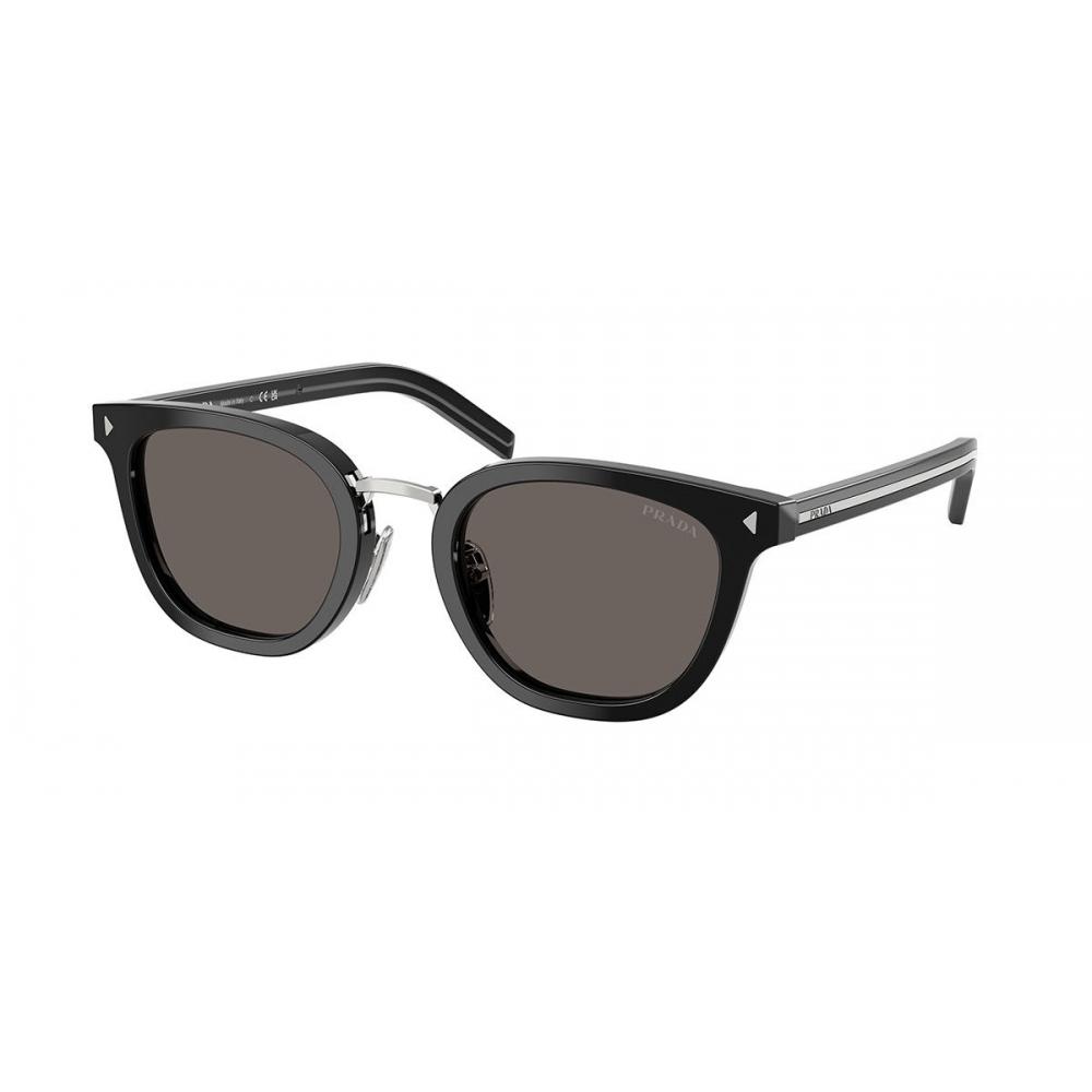 Prada Men Sunglasses 16k731 Black/Silver/52-23-145
Prada Men Sunglasses 16k731 Black/Silver/52-23-145