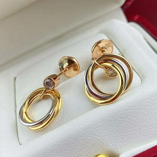 Classic Gold & Two-Tone Tricolor Geometric Circle Earrings for Women Original Packaging
Classic Gold & Two-Tone Tricolor Geometric Circle Earrings for Women Original Packaging