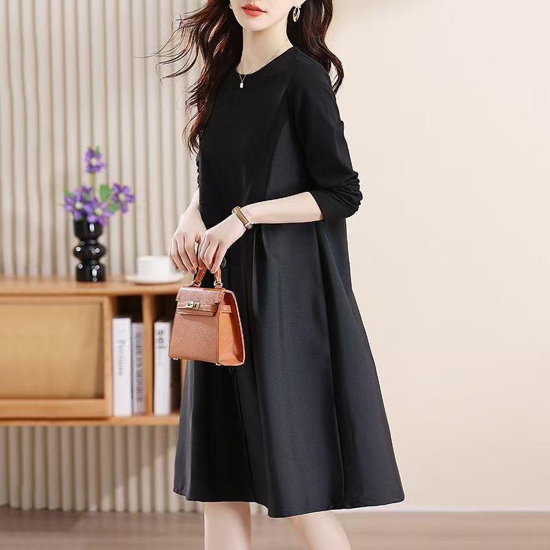 Loose fashion dress fake two long sleeves new large size women s clothing medium and long splicing slim skirt 6XL чорний
Loose fashion dress fake two long sleeves new large size women s clothing medium and long splicing slim skirt 6XL чорний