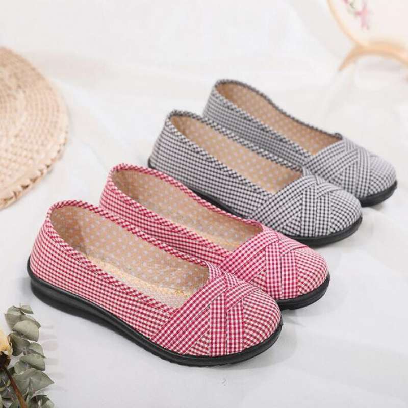 Летняя пекинская тканевая обувь женская сетчатая обувь одинарная обувь полая нескользящая мягкая подошва для среднего и пожилого возраста обувь для мамы сандалии на одной педали женские 41
Летняя пекинская тканевая обувь женская сетчатая обувь одинарная обувь полая нескользящая мягкая подошва для среднего и пожилого возраста обувь для мамы сандалии на одной педали женские 41