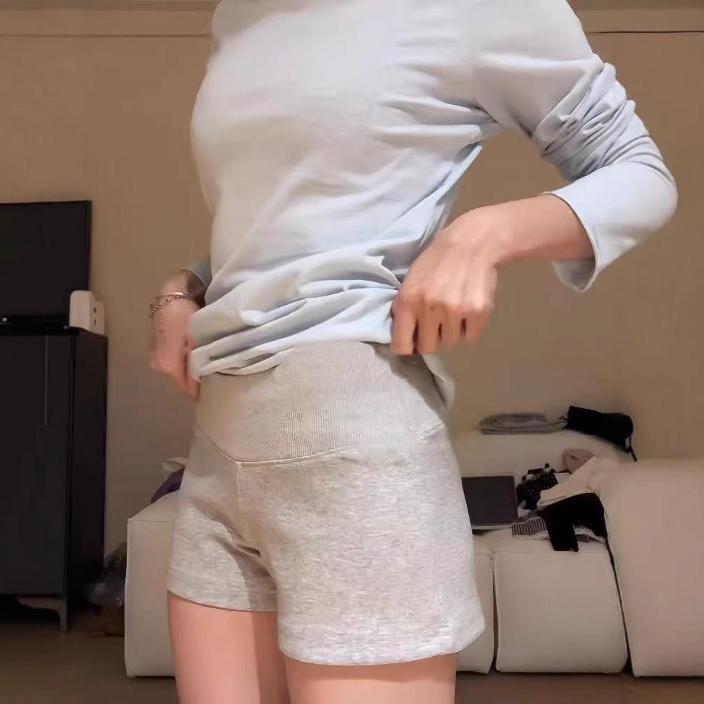 Summer 2025 Low-Waisted Hip-Hugging Shorts for Women - Slim Fit Casual Sportswear XL
Summer 2025 Low-Waisted Hip-Hugging Shorts for Women - Slim Fit Casual Sportswear XL