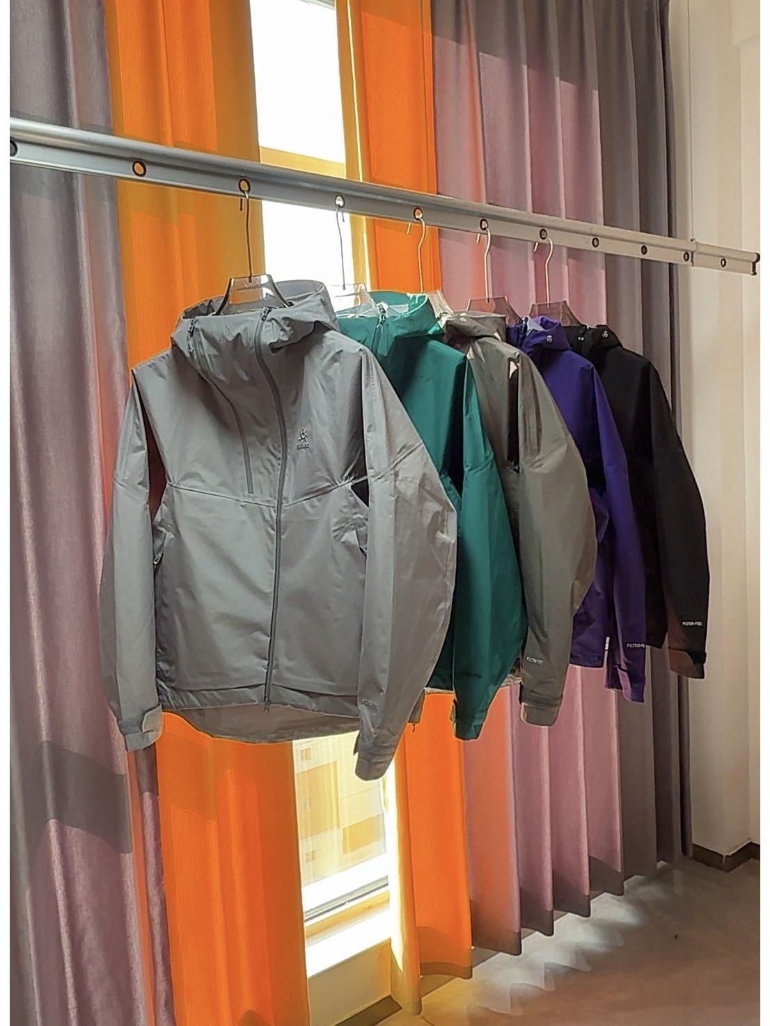 KAILAS 2026 Spring Lightweight Double Zipper Windbreaker Jacket for Mountaineering S шифер сірий колір
KAILAS 2026 Spring Lightweight Double Zipper Windbreaker Jacket for Mountaineering S шифер сірий колір