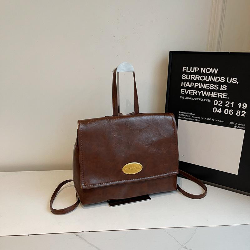 Зима 2025 новый корейский рюкзак в стиле ретро колледж большой вместимости высокая ценность портативный на плечо для поездок на работу темно-коричневого
Зима 2025 новый корейский рюкзак в стиле ретро колледж большой вместимости высокая ценность портативный на плечо для поездок на работу темно-коричневого