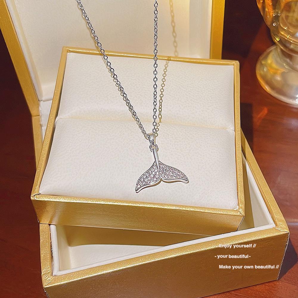 Корейский дизайн бриллиантовое ожерелье с подвеской в виде рыбьего хвоста русалки
Корейский дизайн бриллиантовое ожерелье с подвеской в виде рыбьего хвоста русалки