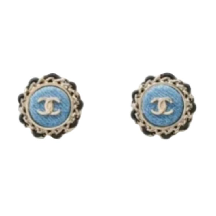 Chanel 25P Spring Summer Lace Design Earrings Unisex Earrings Blue AB-25P-123 Box+Shopping Bag
Chanel 25P Spring Summer Lace Design Earrings Unisex Earrings Blue AB-25P-123 Box+Shopping Bag