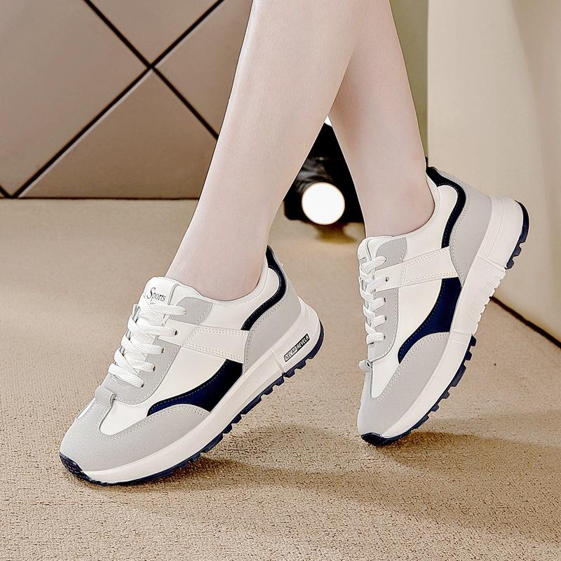 Large size sports shoes spring and autumn new casual leather student shoes lightweight running shoes 35
Large size sports shoes spring and autumn new casual leather student shoes lightweight running shoes 35