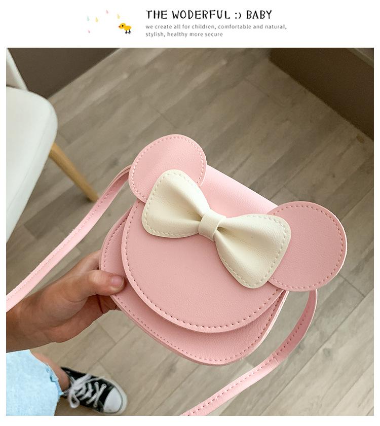 New children s messenger bag Mengkachu bow small bag girls shoulder bag cartoon mini change accessories bag чорний
New children s messenger bag Mengkachu bow small bag girls shoulder bag cartoon mini change accessories bag чорний