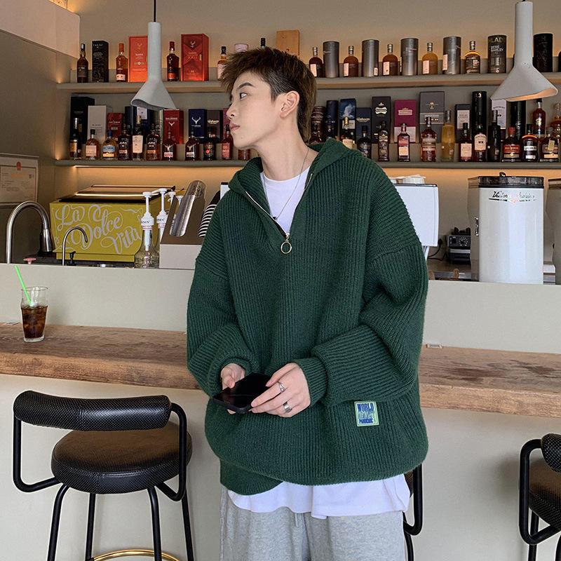 Мужской зимний вязаный свитер с капюшоном и полумолнией, свободный крой, однотонный, повседневный стиль для пар M зелёный
Мужской зимний вязаный свитер с капюшоном и полумолнией, свободный крой, однотонный, повседневный стиль для пар M зелёный