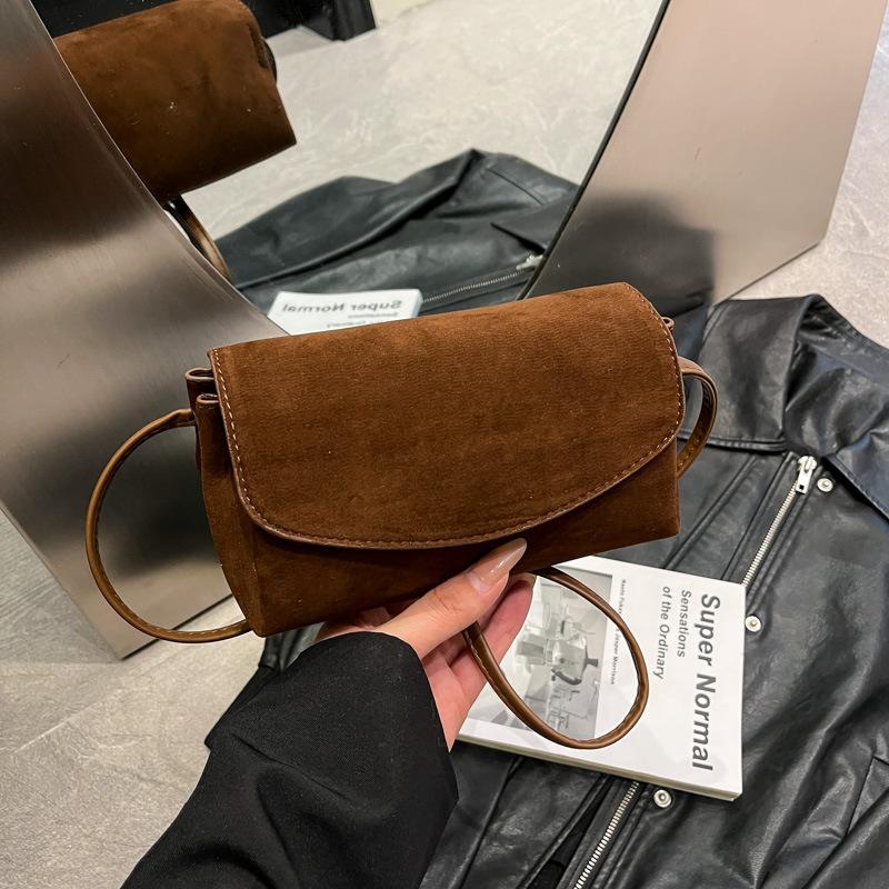 Winter New Fashi Shoulder Bags for Women Multi Pocket Trendy Simple Crossbody Bag Fashiable and Versatile Commuting Bag
Winter New Fashi Shoulder Bags for Women Multi Pocket Trendy Simple Crossbody Bag Fashiable and Versatile Commuting Bag