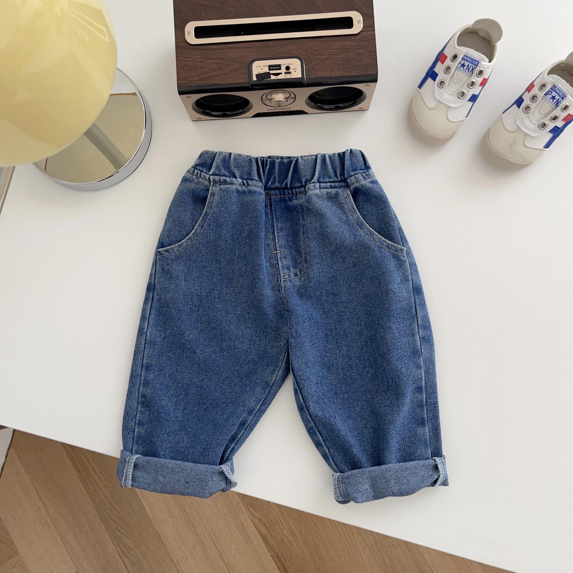 Boys Solid Color Denim Pants Korean Style Soft Casual Jeans Spring Autumn Trousers for 0-5 Years Kids 73 синий
Boys Solid Color Denim Pants Korean Style Soft Casual Jeans Spring Autumn Trousers for 0-5 Years Kids 73 синий