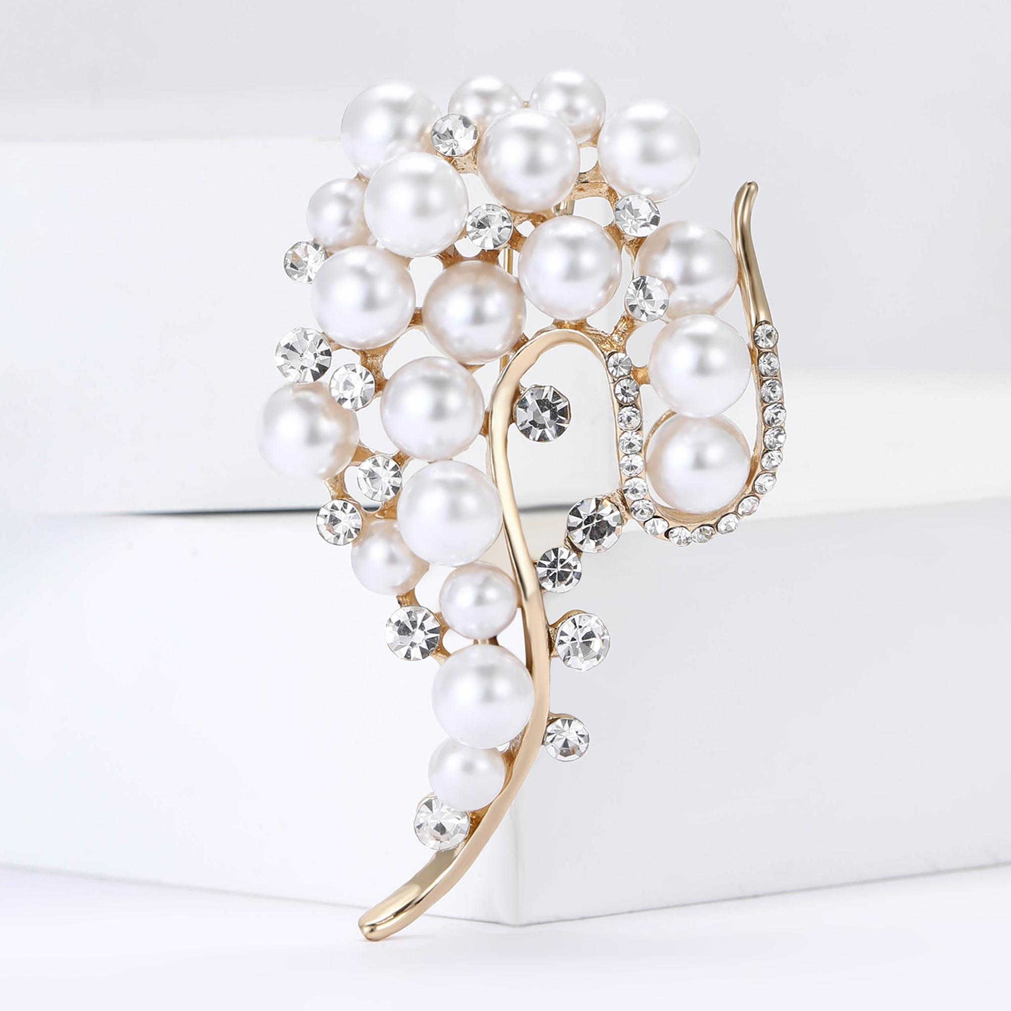 Stylish Pearl Accessories Brooches for Women Unisex Creative Flower Pins Friend Event Party New Gifts Jewelry Decoration
Stylish Pearl Accessories Brooches for Women Unisex Creative Flower Pins Friend Event Party New Gifts Jewelry Decoration