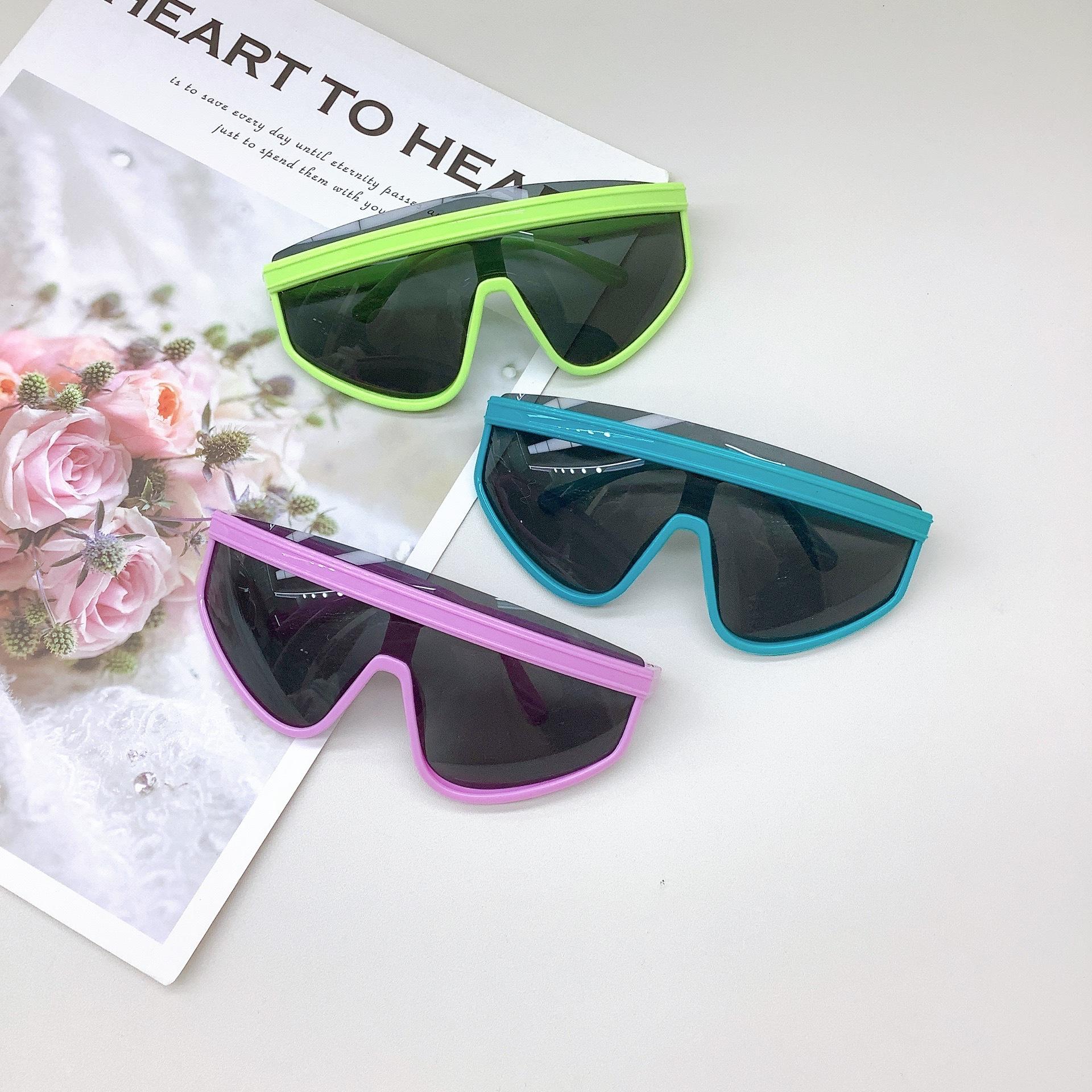 Children S Sunglasses Fashion Baby Sunglasses One-Piece Cool Cycling Boys And Girls Glasses Hot Trend фиолетовый
Children S Sunglasses Fashion Baby Sunglasses One-Piece Cool Cycling Boys And Girls Glasses Hot Trend фиолетовый