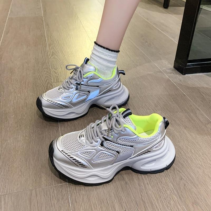 fashion Silver Gray Mesh Breathable Dad Shoes for Women s 2024 Spring New Lightweight Thick Soled Sports Shoes Sneakers Women
fashion Silver Gray Mesh Breathable Dad Shoes for Women s 2024 Spring New Lightweight Thick Soled Sports Shoes Sneakers Women