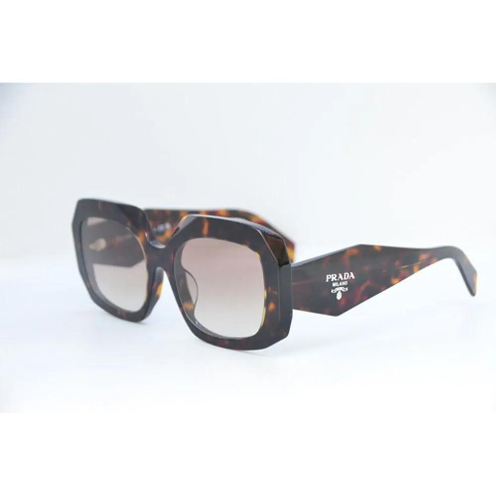 PRADA SPR B23F 17N10S 55, Prada Symbol Sunglasses, Oversized
PRADA SPR B23F 17N10S 55, Prada Symbol Sunglasses, Oversized