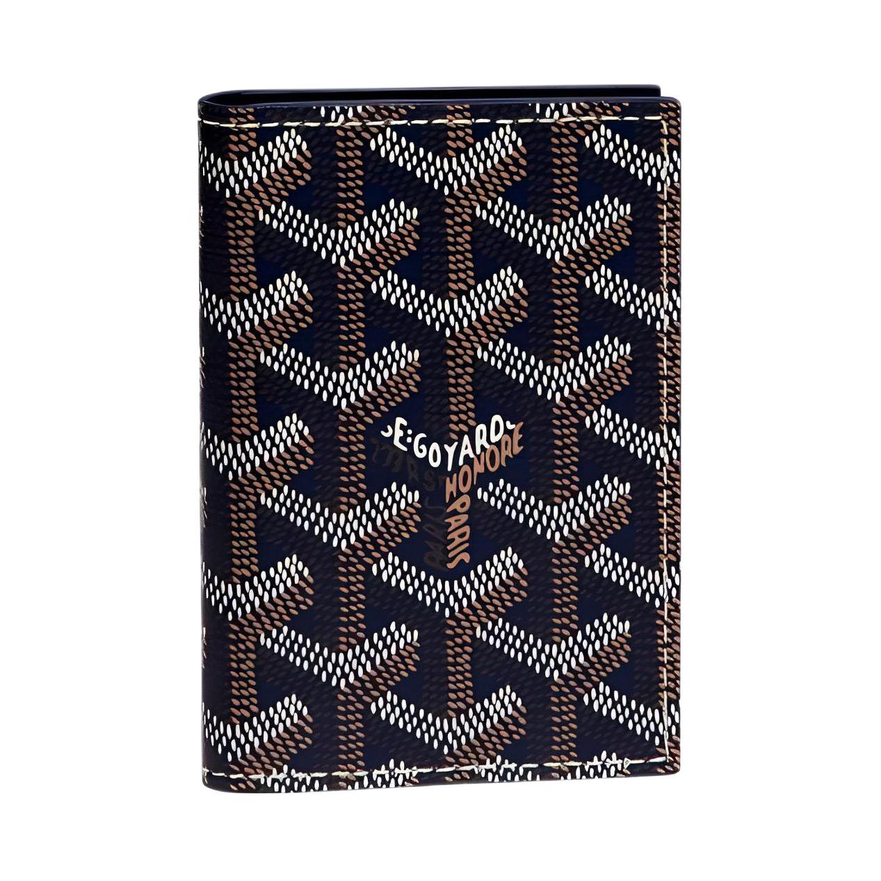 Goyard Saint-Marc З логотипом Y Монограмний полотно та шкіра Тримач для карток Унісекс Тримач для карток Темно-синій STMAR2PMLTY-12CL12P Box(Basic Set+Box)
Goyard Saint-Marc З логотипом Y Монограмний полотно та шкіра Тримач для карток Унісекс Тримач для карток Темно-синій STMAR2PMLTY-12CL12P Box(Basic Set+Box)