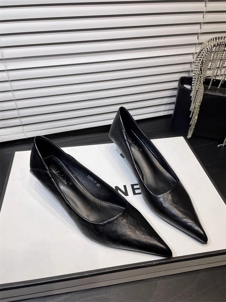 2025 осень и зима новый острый носок мелкий вырез высокие каблуки леопардовый принт модный универсальный темперамент для работы низкий каблук котенок и туфли-лодочки 40
2025 осень и зима новый острый носок мелкий вырез высокие каблуки леопардовый принт модный универсальный темперамент для работы низкий каблук котенок и туфли-лодочки 40