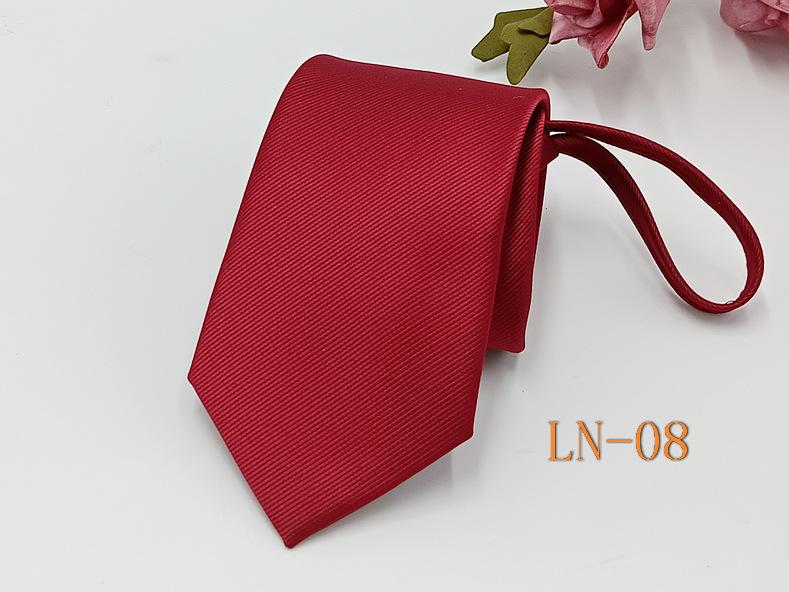 Мужской профессиональный полосатый жаккардовый галстук на молнии (7см) - Окрашенная пряжа и легко растягивающаяся
Мужской профессиональный полосатый жаккардовый галстук на молнии (7см) - Окрашенная пряжа и легко растягивающаяся