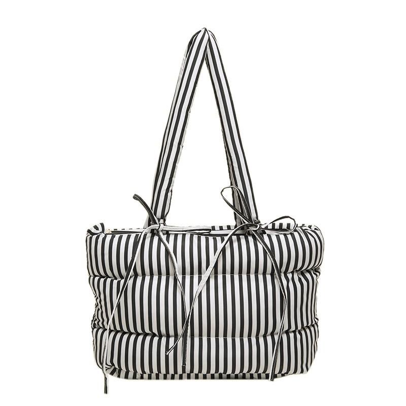 Super Popular Niche Cotton Clothes Tote Bags Women In All-matching Work Commuting One-shoulder Underarm чёрный
Super Popular Niche Cotton Clothes Tote Bags Women In All-matching Work Commuting One-shoulder Underarm чёрный