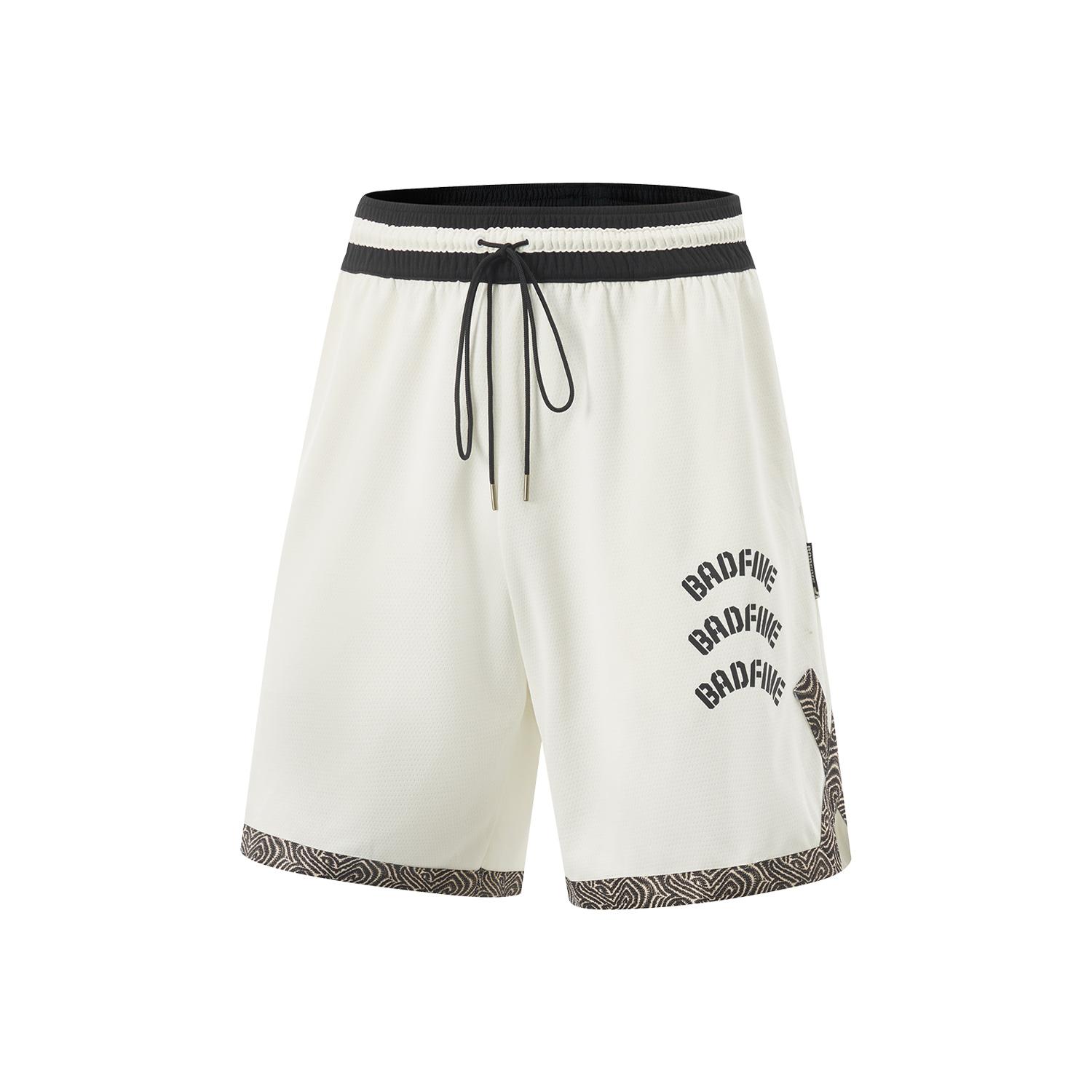 Li Ning Badfive Comfortable Versatile Simple Basketball Shorts Men bottoms Off-White AAPV023-6 L
Li Ning Badfive Comfortable Versatile Simple Basketball Shorts Men bottoms Off-White AAPV023-6 L