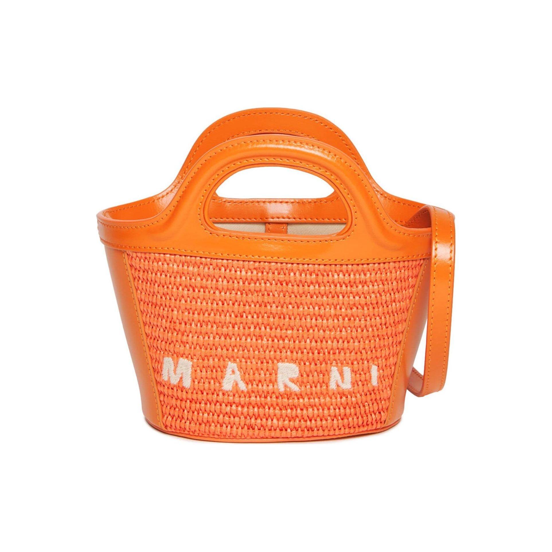 Marni Tropicalia Gold Hardware Logo Leather And Cotton Mini Shoulder Crossbody Bag Kids bags Carrot-Orange M01161P386000R17 Basic Set (Bag+Dust Bag)
Marni Tropicalia Gold Hardware Logo Leather And Cotton Mini Shoulder Crossbody Bag Kids bags Carrot-Orange M01161P386000R17 Basic Set (Bag+Dust Bag)