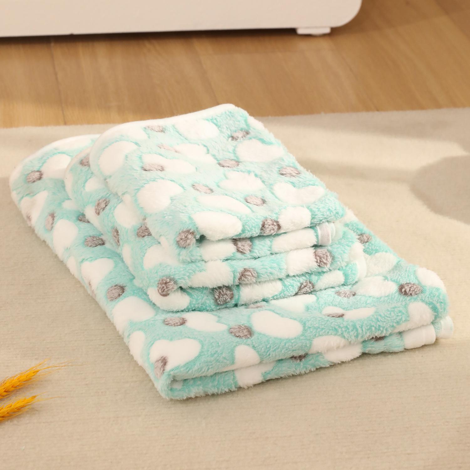 Winter Pet Blanket Coral Fleece Footprints Dog Mattress Comfortable Warm Kennel Mat Small and Medium Size Pet Quilt S зелёный
Winter Pet Blanket Coral Fleece Footprints Dog Mattress Comfortable Warm Kennel Mat Small and Medium Size Pet Quilt S зелёный