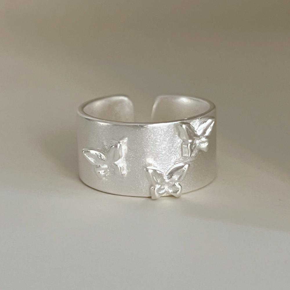 Adjustable Finger Butterfly Ring Tibetan Silver Opening Wide Ring Luxury Geometric Ring Women A
Adjustable Finger Butterfly Ring Tibetan Silver Opening Wide Ring Luxury Geometric Ring Women A