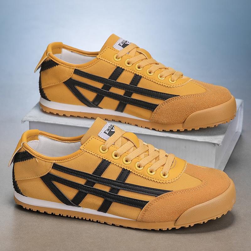 Fashion Men Casual Shoes Men Lightweight Cloth Running Sneakers Outdoor Comfortable Walking Sport Shoes Breathable Jogging Shoes 36
Fashion Men Casual Shoes Men Lightweight Cloth Running Sneakers Outdoor Comfortable Walking Sport Shoes Breathable Jogging Shoes 36