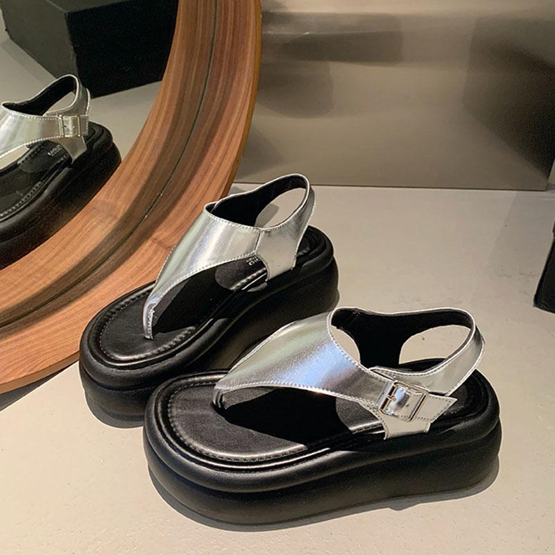 Шлепанцы на толстой подошве, римские сандалии, модная женская летняя обувь, черные, серебристые, высокий каблук 7 см, платформа, с пряжкой, женские сандалии 35
Шлепанцы на толстой подошве, римские сандалии, модная женская летняя обувь, черные, серебристые, высокий каблук 7 см, платформа, с пряжкой, женские сандалии 35