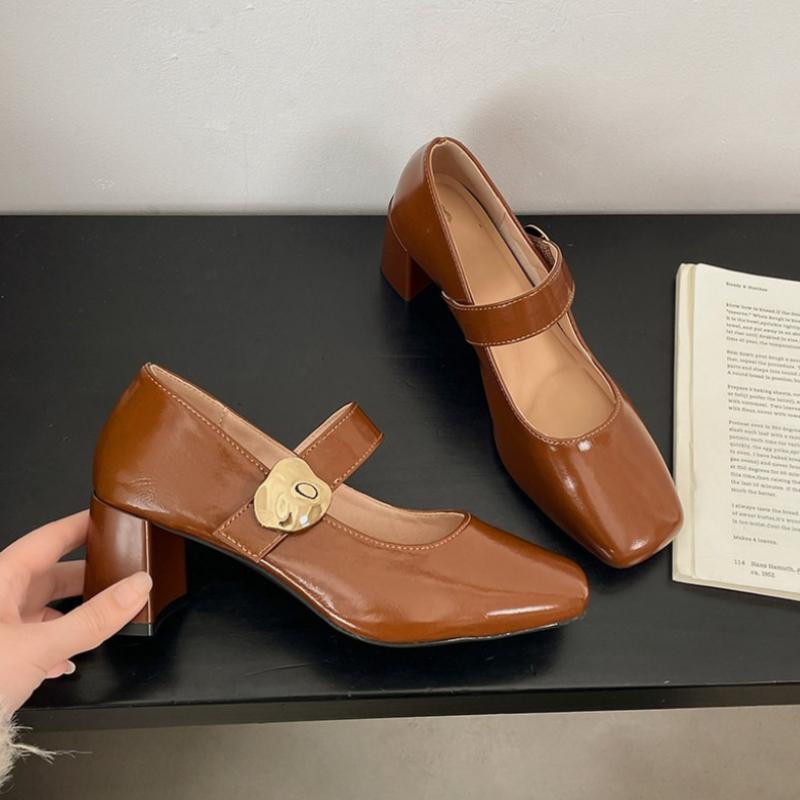 2026 New Spring Slip On Women Mary Jane Shoes Fashion Height Increase Dress Shoes Designer Elegant Party Ladies Leather Pumps 35 коричневий
2026 New Spring Slip On Women Mary Jane Shoes Fashion Height Increase Dress Shoes Designer Elegant Party Ladies Leather Pumps 35 коричневий
